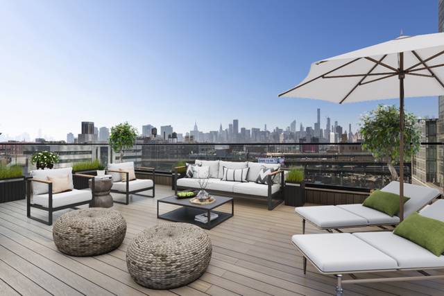 Welcome home to this massive penthouse located in prime Long Island City !