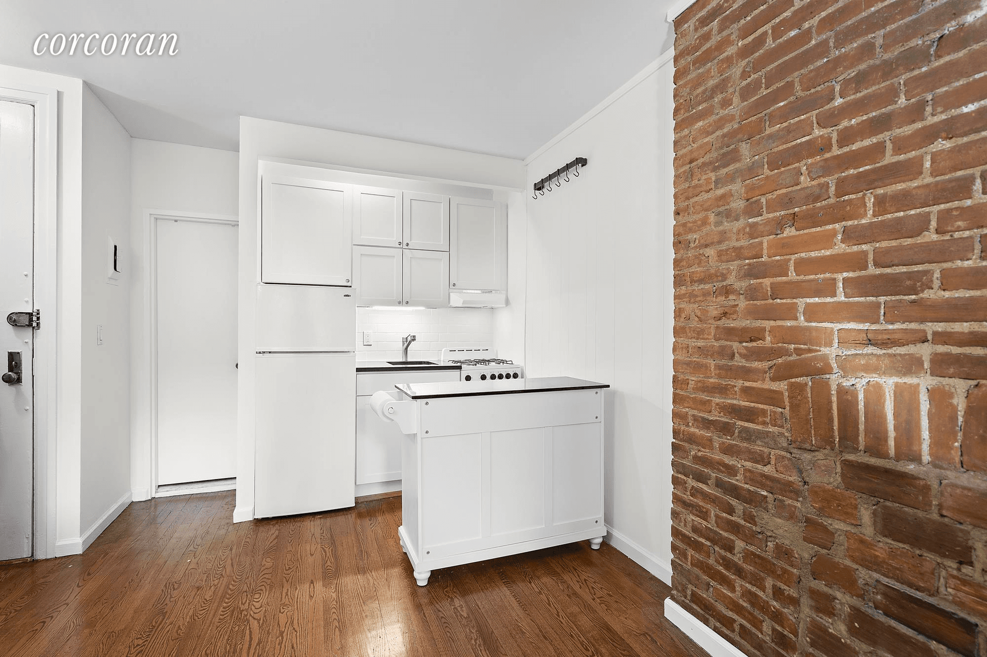 This delightful Upper West Side 1 Bedroom, 1 Bath Apartment is located on a peaceful tree lined block, in a beautiful brownstone.
