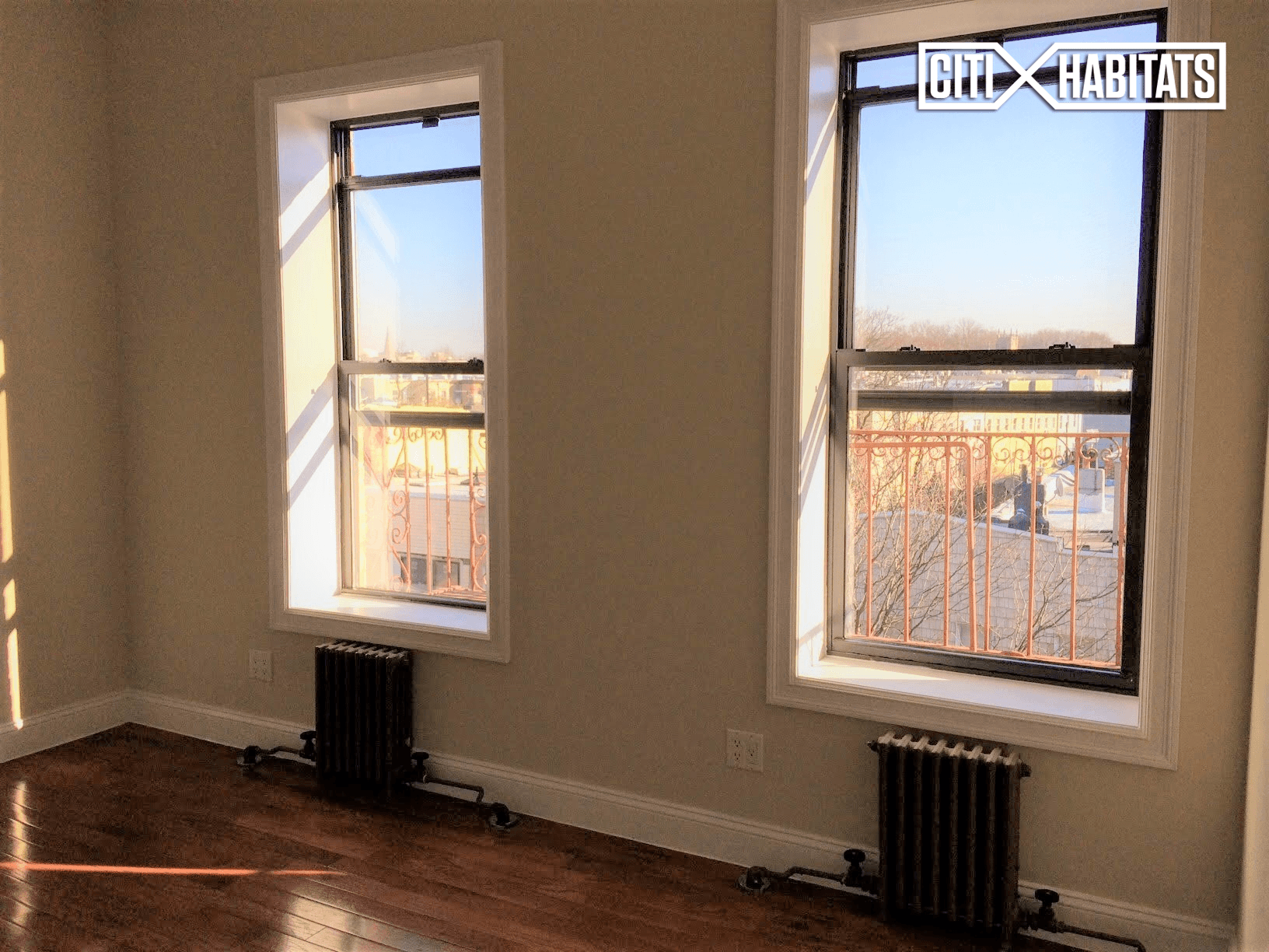 Beautiful Sun Drenched One Bedroom in nice Greenpoint locale with exposed brick, brand new renovations including new kitchen, hardwood floors throughout, very high ceilings with track lighting.
