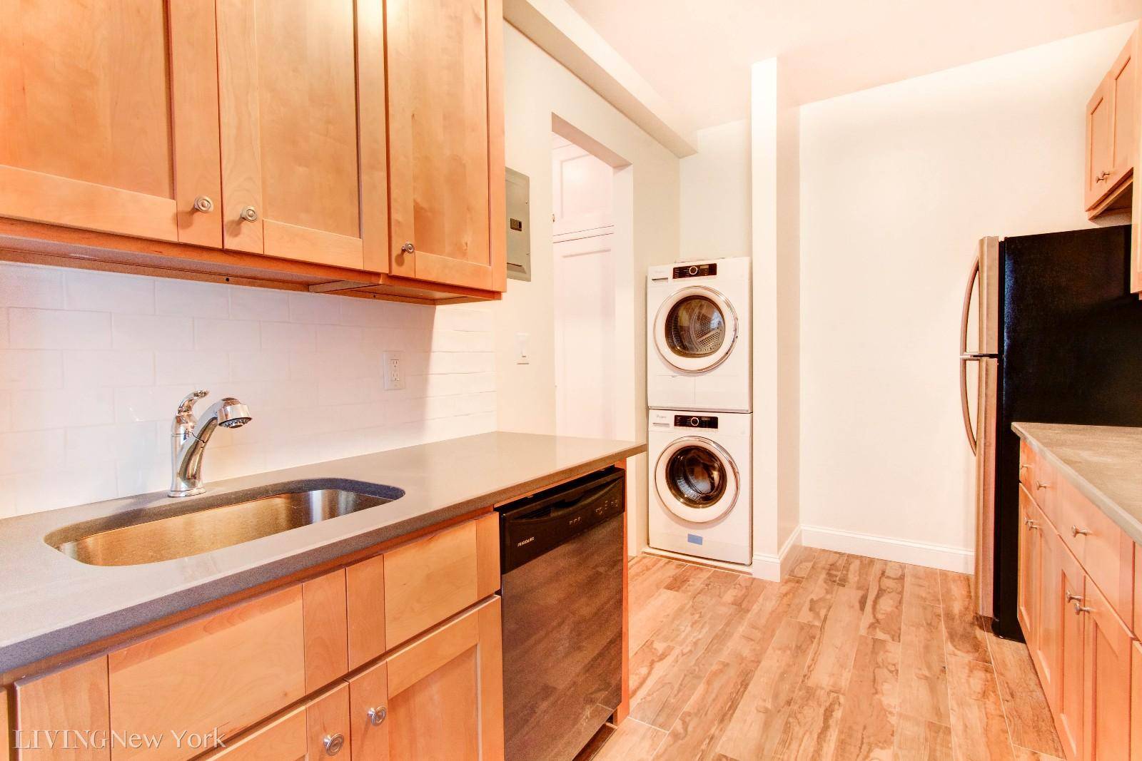 Spacious 1 Bedroom with Washer Dryer and Dishwasher, Total Gut Renovation !