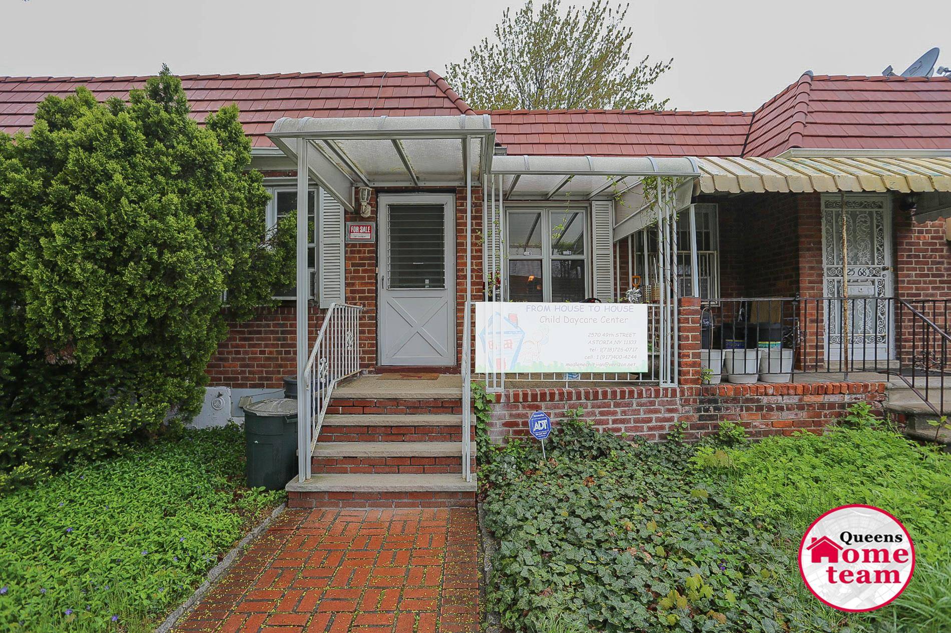 Lovely all brick ranch home with full above grade basement in Astoria, Queens.