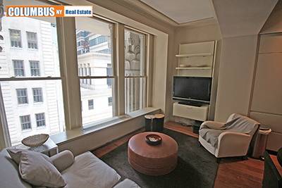 Lofty one bedroom rarely available, fully furnished with a gracious open layoutLoverlooking Wall Street.