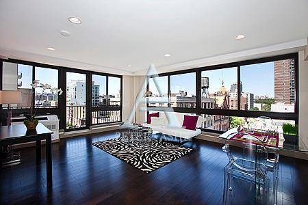 Corner 1 BR W 2 Terraces and Floor to Ceiling Windows The CL Tower offers the best of city living.