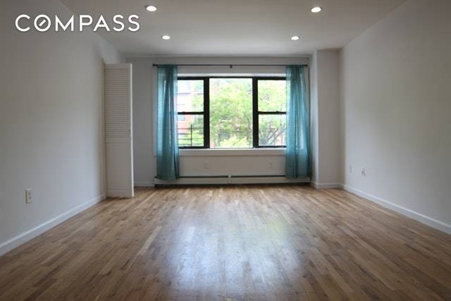 Spacious and airy TRUE 2 bedroom in the heart of Bedford Stuyvesant !