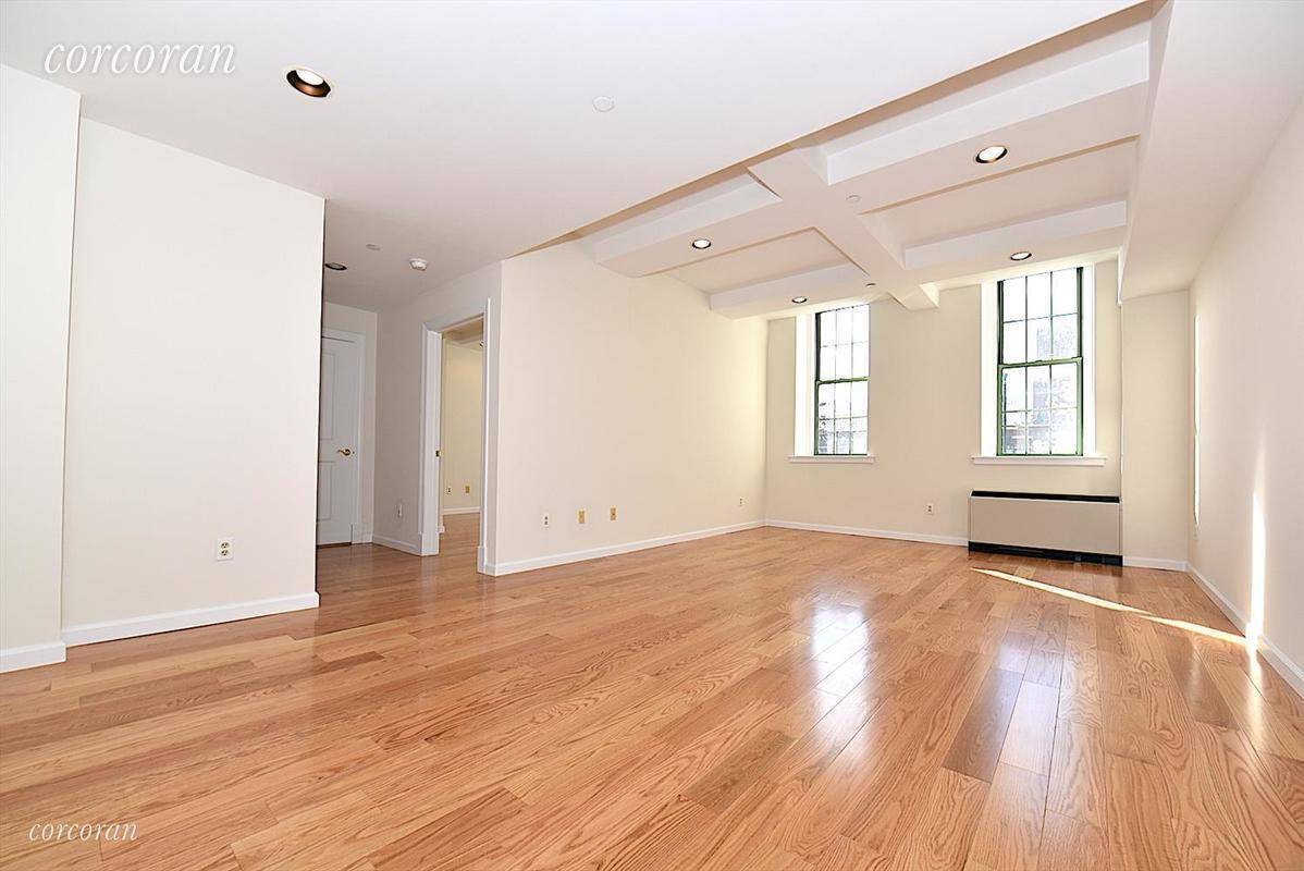 RENOVATED ! ! Stunning West facing 2Br 2Bath 1169 sq ft.
