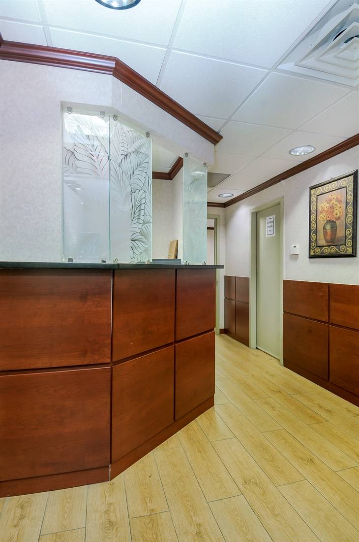 This Medical Office of approximately 2500 SF is offered in a Highly Residential Neighborhood on the Upper East Side with easy access to the FDR and other means of public ...