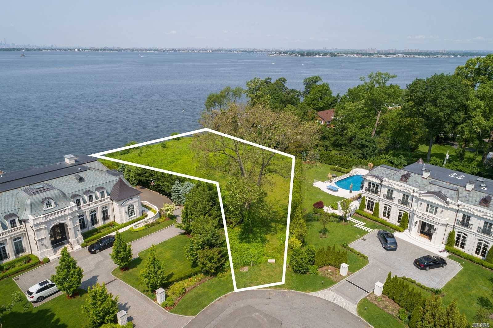Build your dream home on this magnificent waterfront property with views of Manhattan and the bridges in one of the most sought after areas of Kings Point.