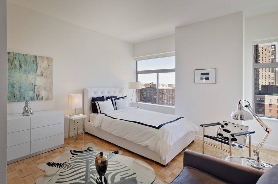 Magnificent No Fee  Alcove Studio in Financial District with Western Exposure