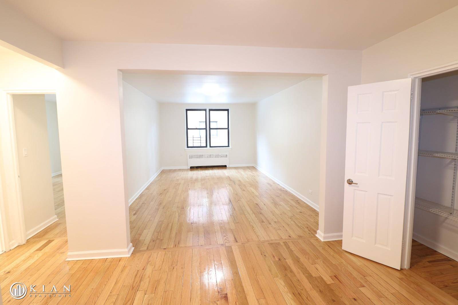 NO BROKER FEE ! Huge 1 bedroom brand new renovated apartment located in very well maintained elevator building with laundry inside of the building.