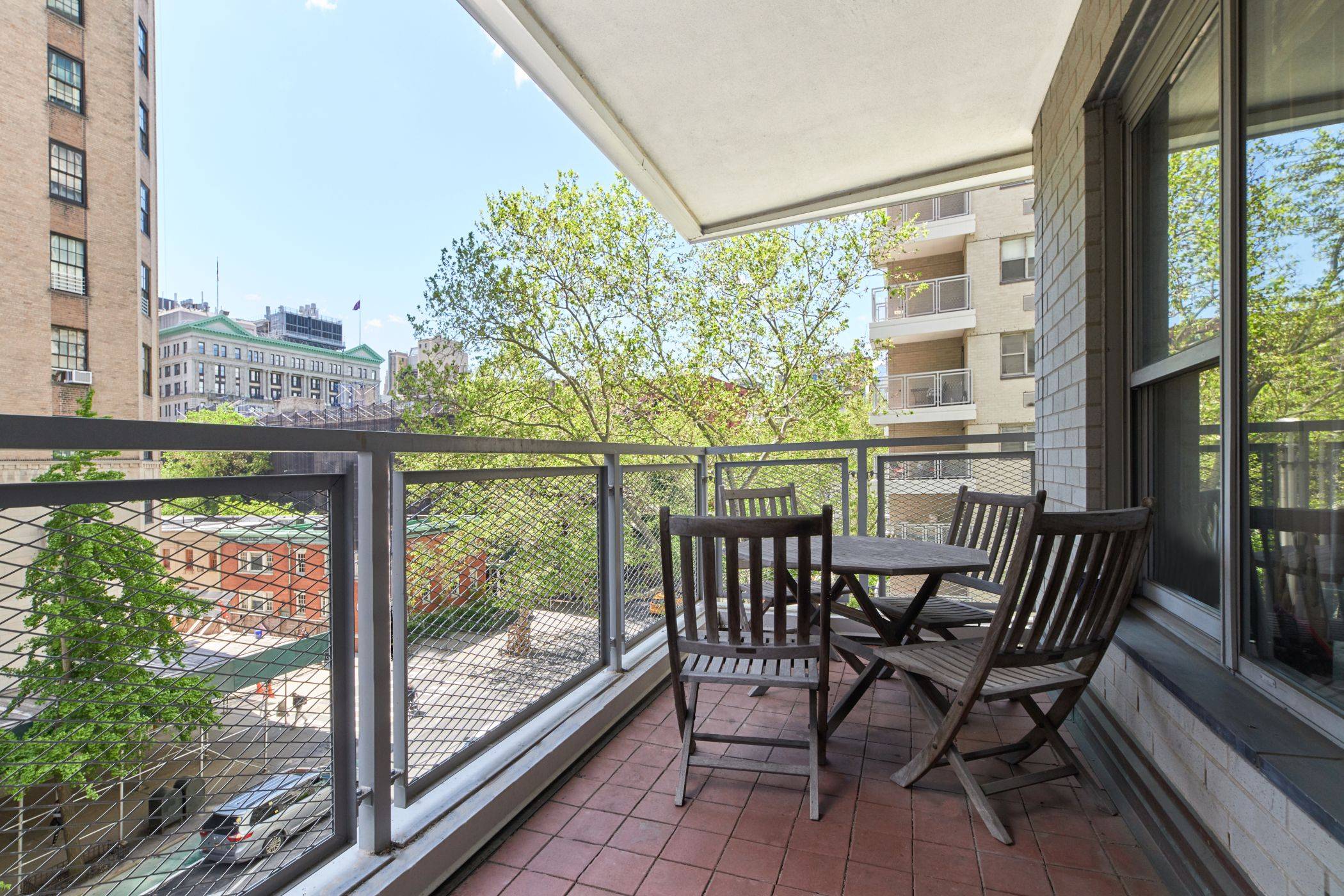 Opportunity is here ! 100, 000 price reduction from a similar apartment sold just one floor above.