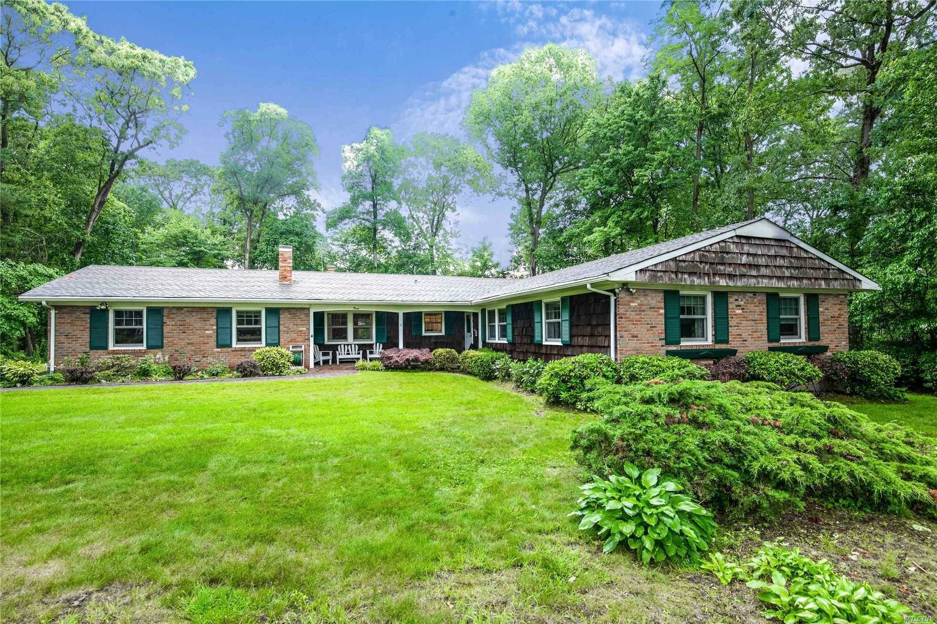Dix Hills Lovely Expanded Ranch with Full Basement in Beautiful Strathmore Hills Pool Community !