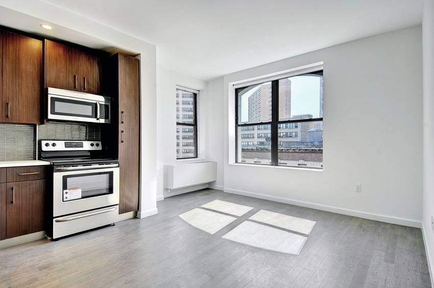 APARTMENT FEATURES Newly Renovated 2 Bedroom Apartment Bright, Spacious Living Room Queen Size Bedrooms Dark Hardwood Floors Large, Double Pane Windows Stainless Steel Appliances Dishwasher Microwave Full Windowed Bathroom Tons ...