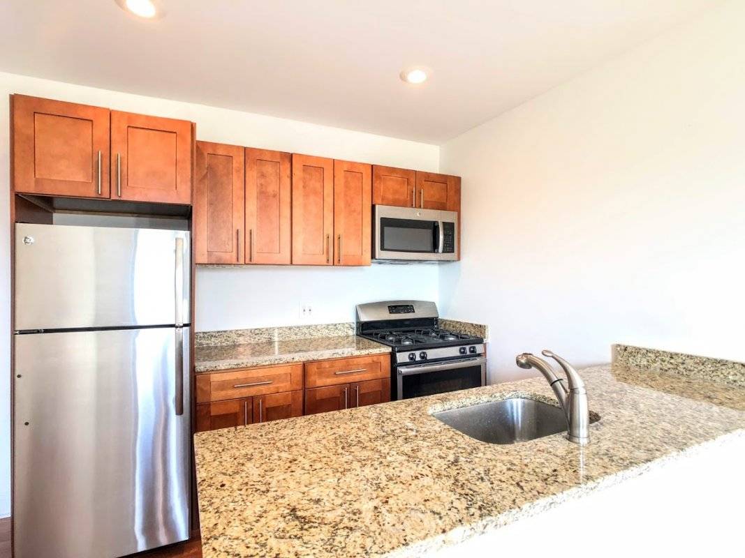 LOCATION St. Nicholas Ave amp ; 186th St SUBWAY A few short blocks to the 1 Train The incredible Hudson Heights 3 bedroom deal comes replete with a fully renovated ...