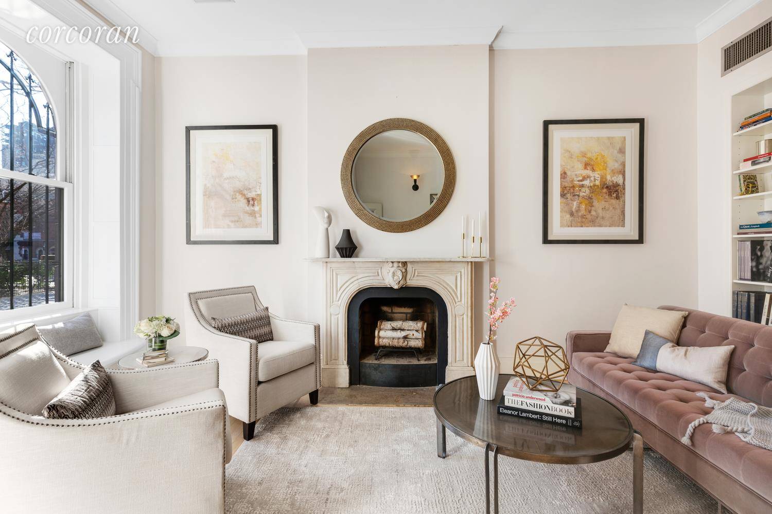 TIMELESS CHELSEA TOWNHOUSE !