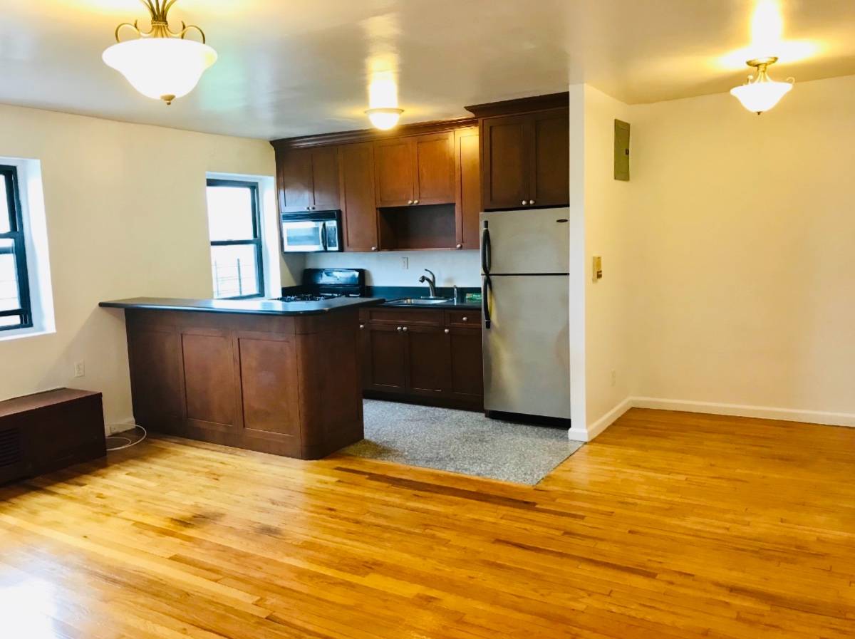 NEW TO MARKET NO BOARD APPROVALS FOR PURCHASE OR SUBLETTING TOP FLOOR AND CORNER UNIT The lovely Asti Condominiums located in the heart of Astoria !