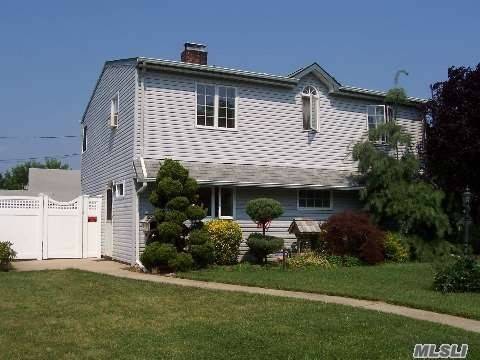 Move in Ready ! You Must come and See the Value in this Huge and Very well maintained Colonial House.