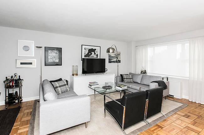 Convertible 3 Bedroom 2 Bathroom Apartment In The Heart of Riverdale