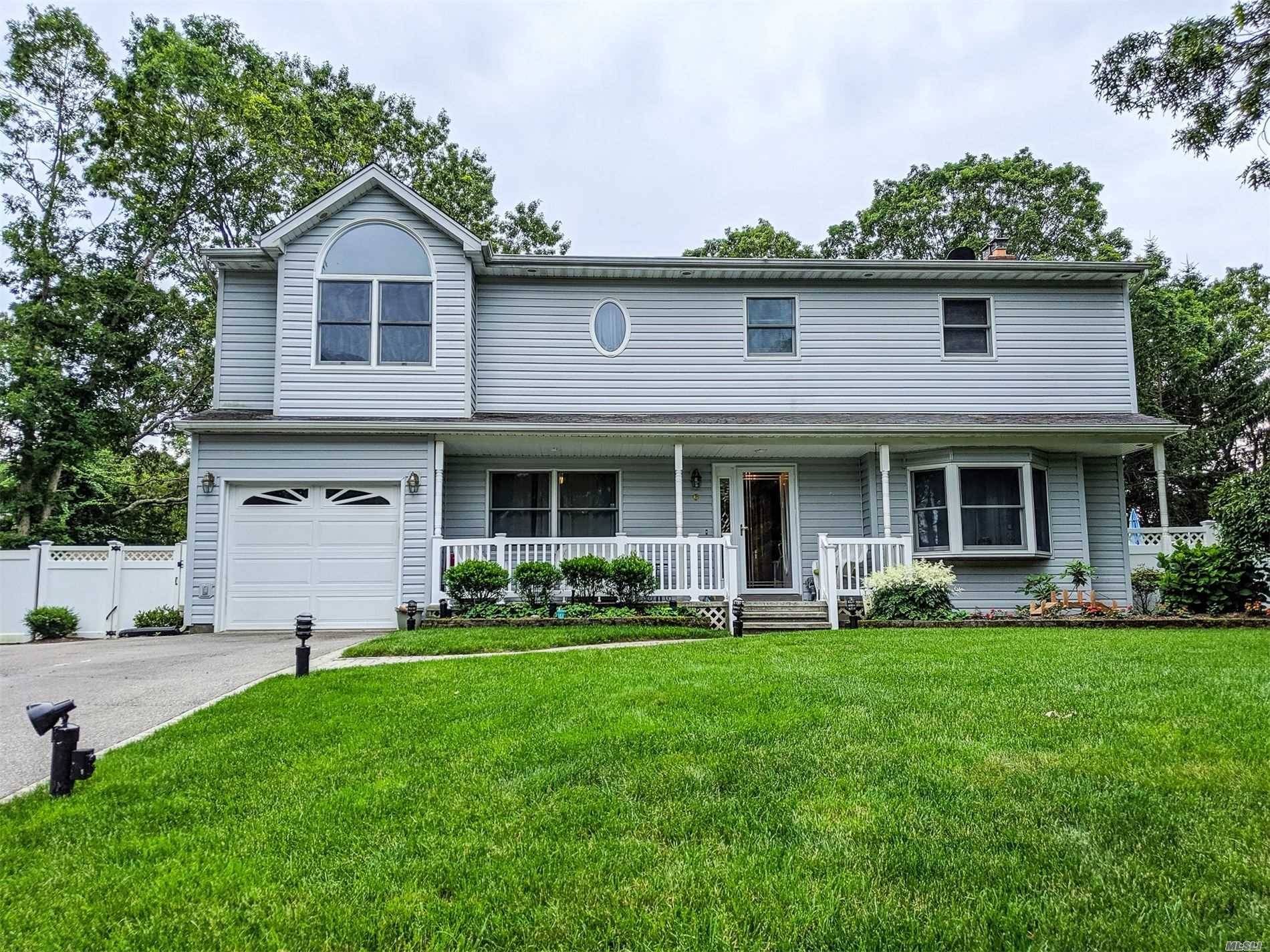 An Unbelievable Opportunity To Own This Updated And Well Maintained Colonial Located On A Quiet Cul De Sac That Is Priced To Sell !
