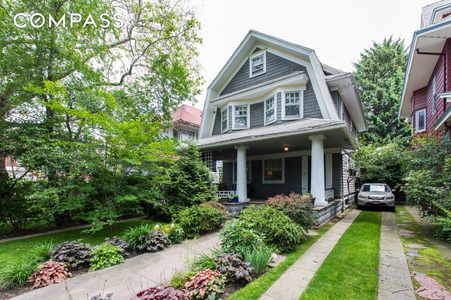 This perfectly portion Charming five bedroom Victorian home located in the the Historical Landmark section of Midwood Park awaits you.