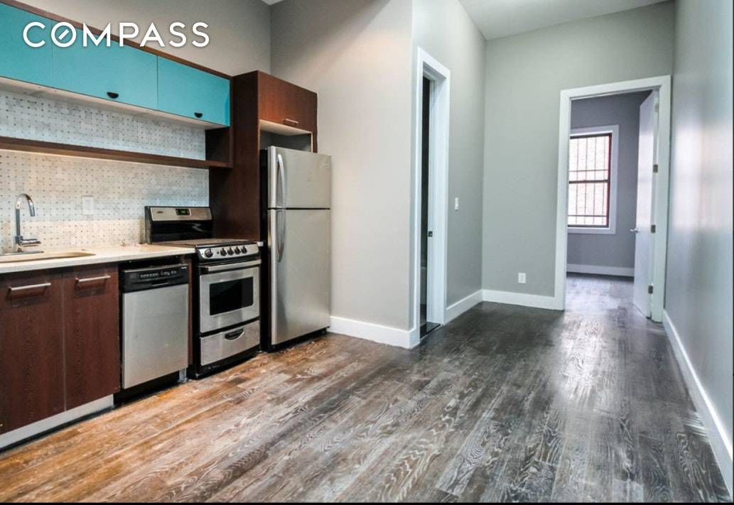 Welcome home to this gorgeous 2BR 1bath, located in prime Bushwick.