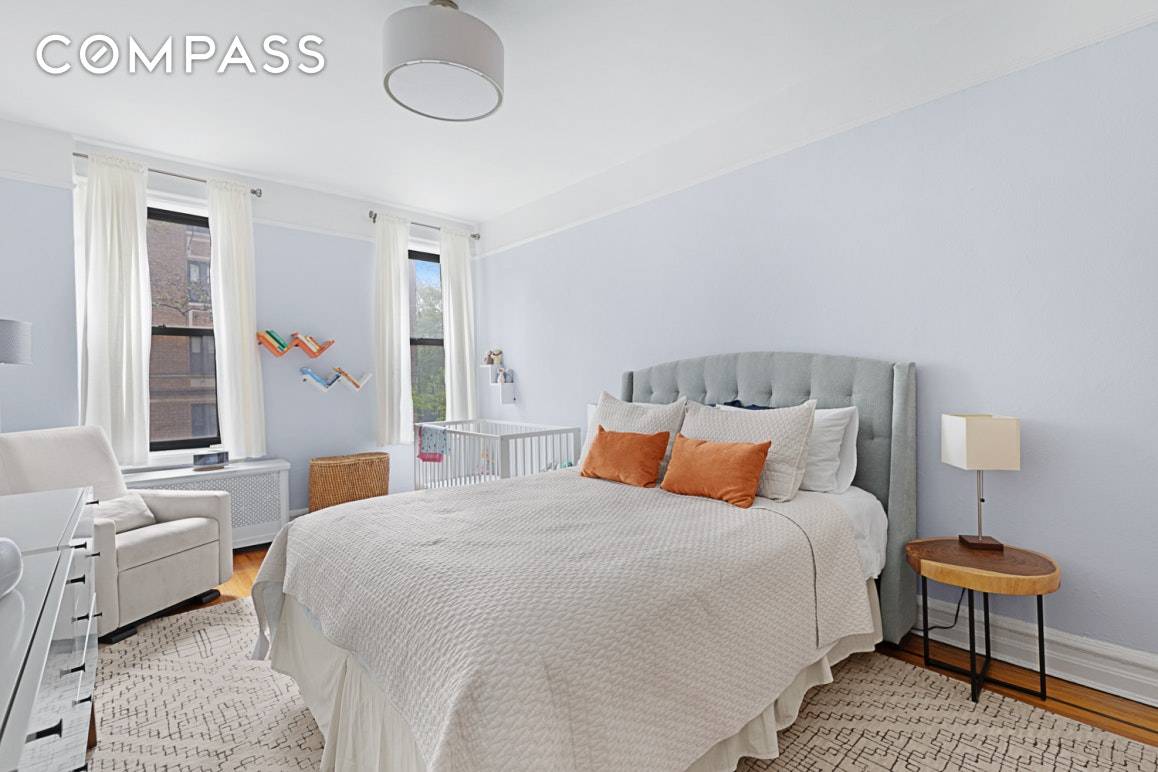 Room to grow. This spacious one bedroom has all of the original details you've been waiting for 6 large windows, high ceilings, a separate kitchen with banquette which could be ...