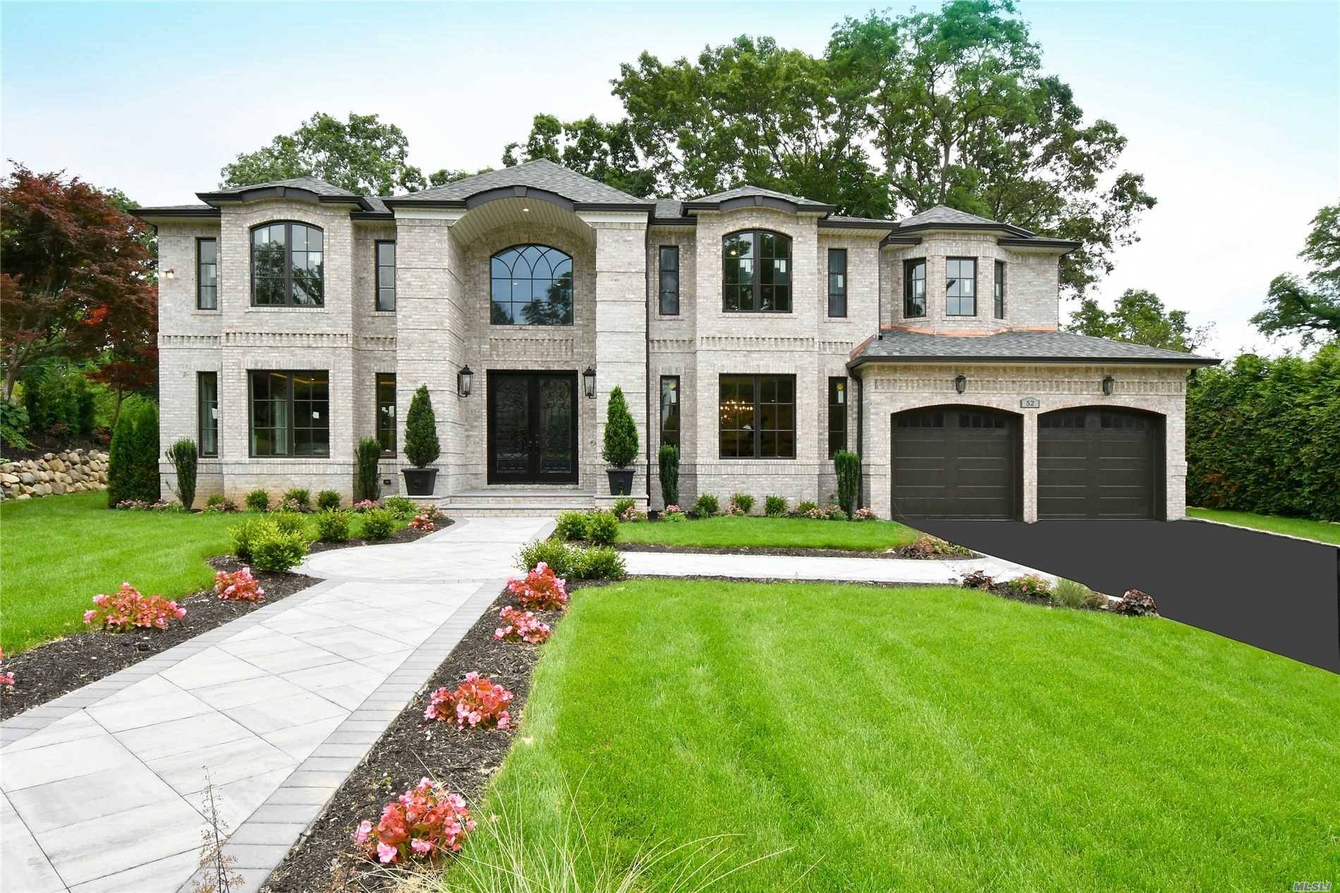 Welcome to this exquisite 5200 SF home situated in the heart of the Roslyn Country Club section of Roslyn Heights, with its award winning East Williston Schools.