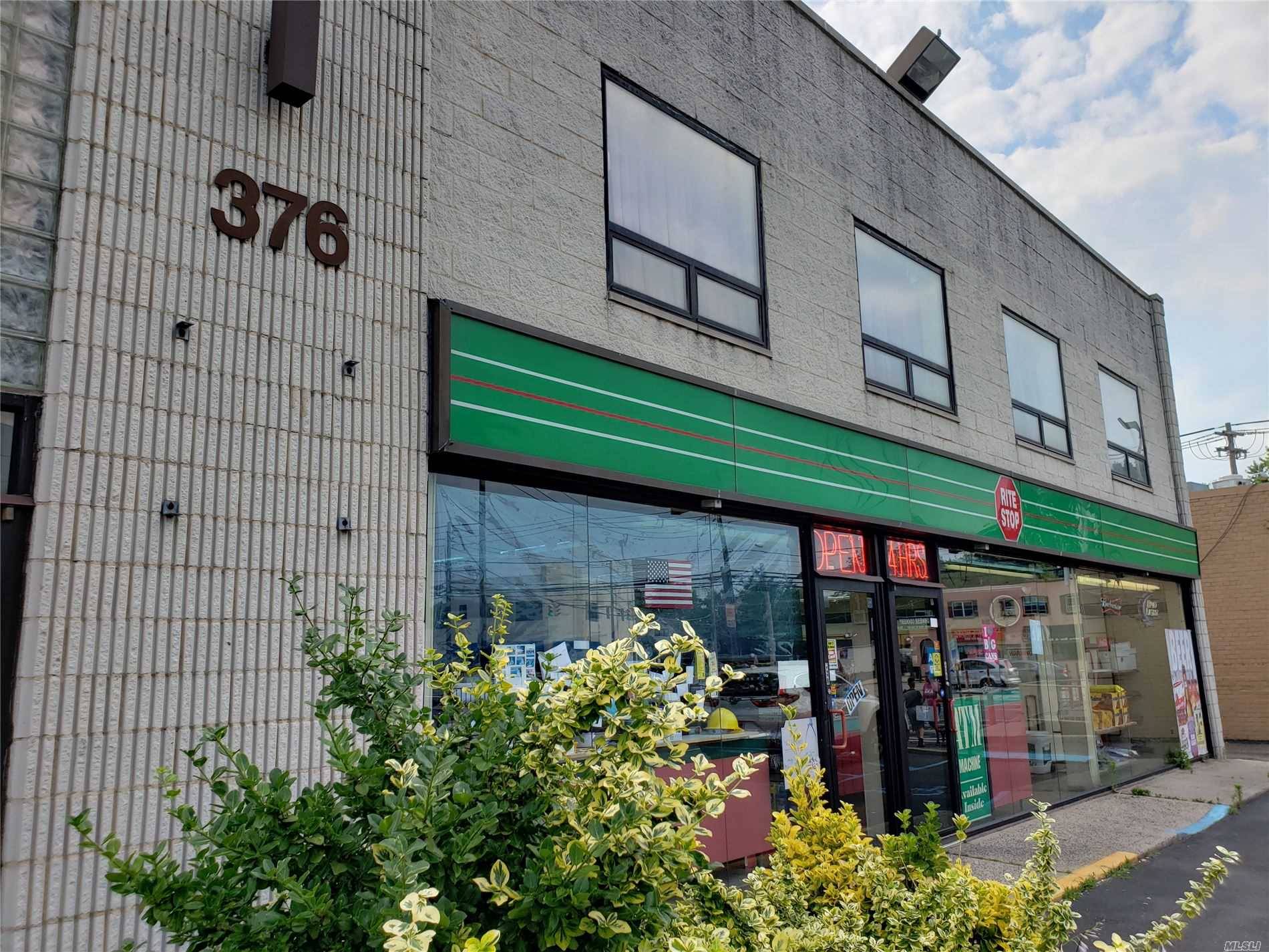 Incredible opportunity to own a thriving convenience store business in a very high traffic pattern at the cross road of Bayview Ave and Atlantic Ave in Freeport.