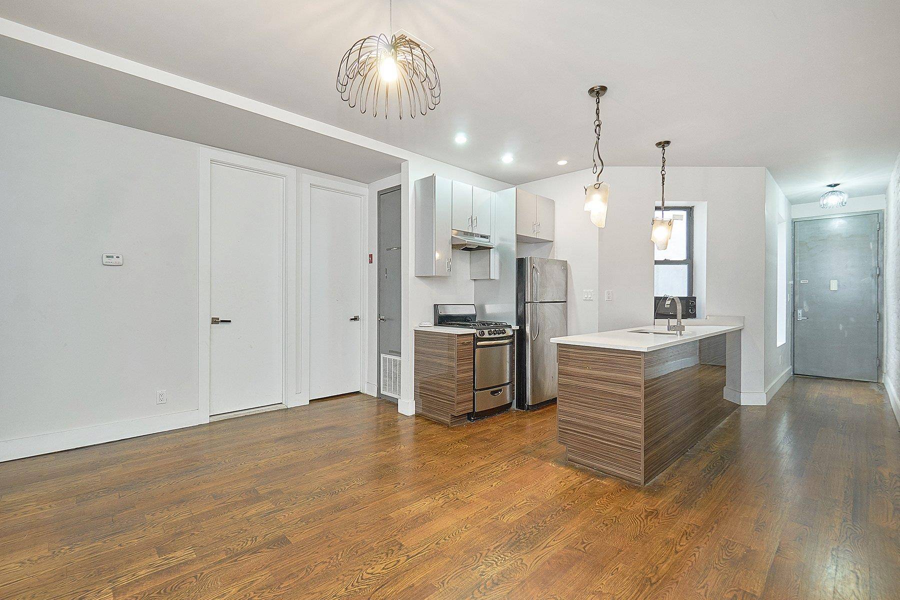 Stunning 4 bed 1. 5 bath in prime Crown Heights !