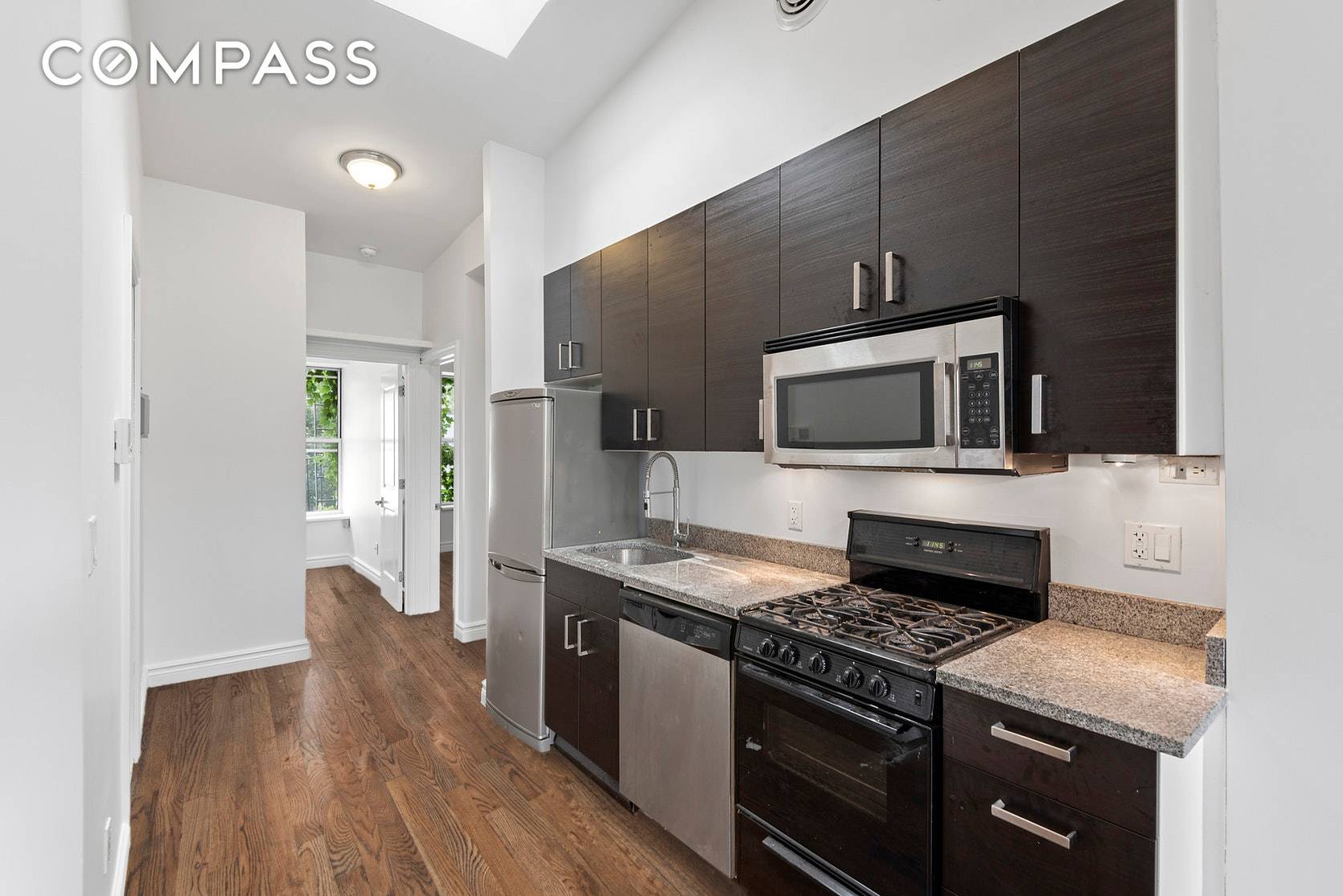 Available August 1st ! Gut Renovated 3 Bedroom, 2 Bath with master bedroom and extended ceiling heights in Williamsburg, instantly accessible to the Marcy providing great transit into Manhattan via ...