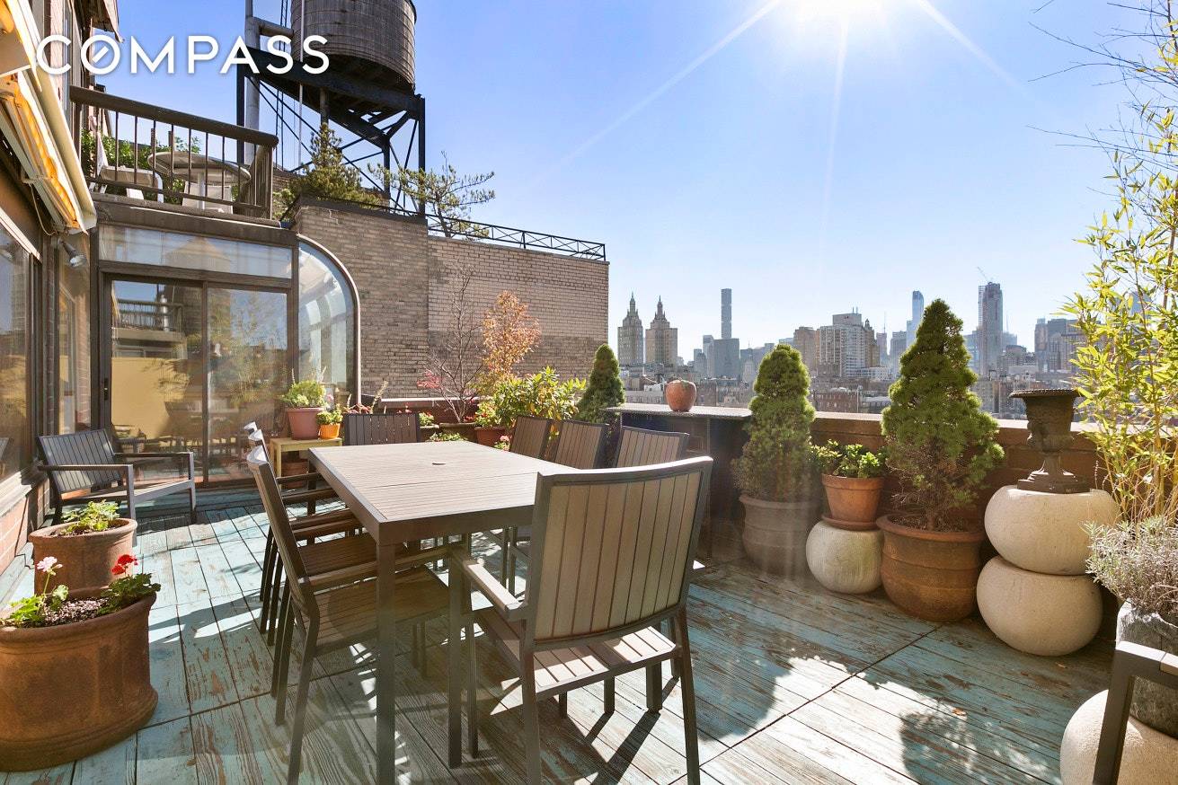 2 PRIVATE TERRACES 3 BEDROOMS 4 EVER CITY VIEWS FURNISHED 6 24 MONTHS CONDO RENTAL Now here is the slice of sunshine for which you've been waiting.