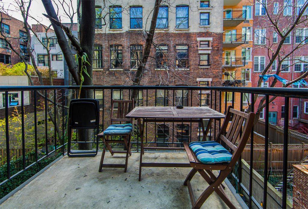 Renovatd 1 Bedroom in Prime Chelsea, Private Balcony, Laundry Room, No Fee & 1 Month Free Rent
