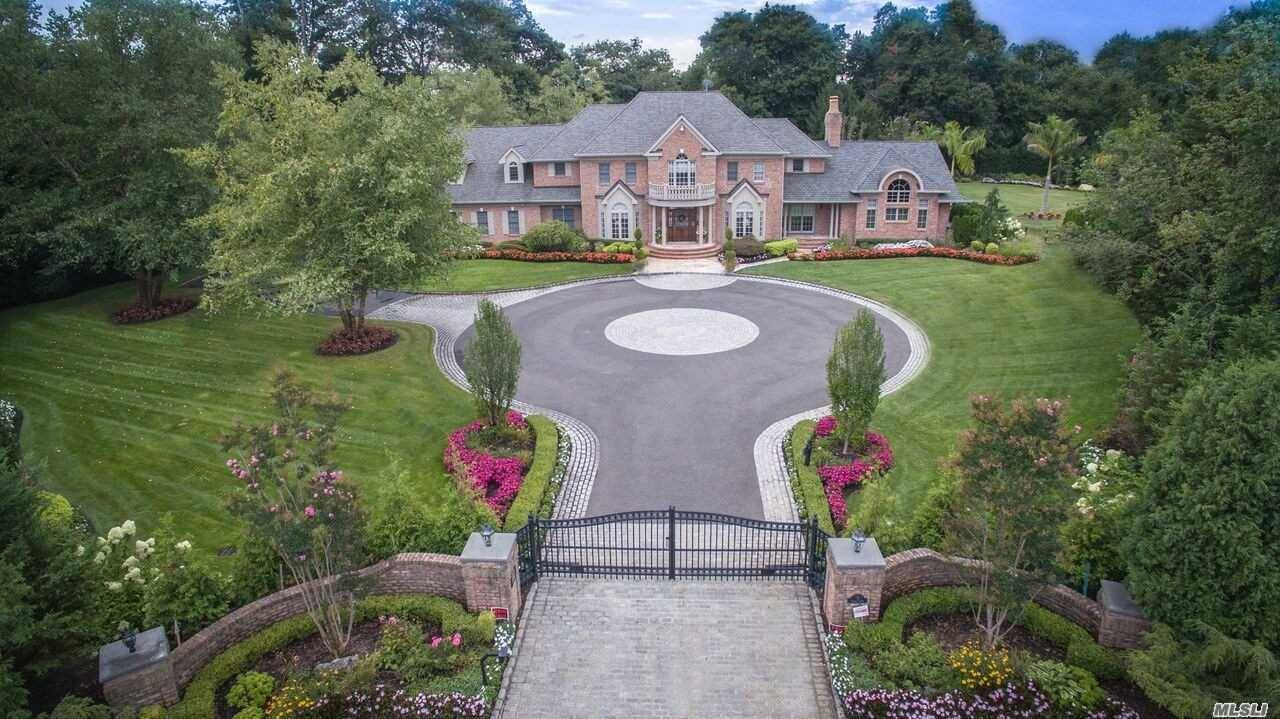 Located In Pen Mor Estates Behind Private Gates At The End Of A Cul De Sac, This Custom Built Colonial Is Unquestionably One Of The Most Beautiful Settings In The ...