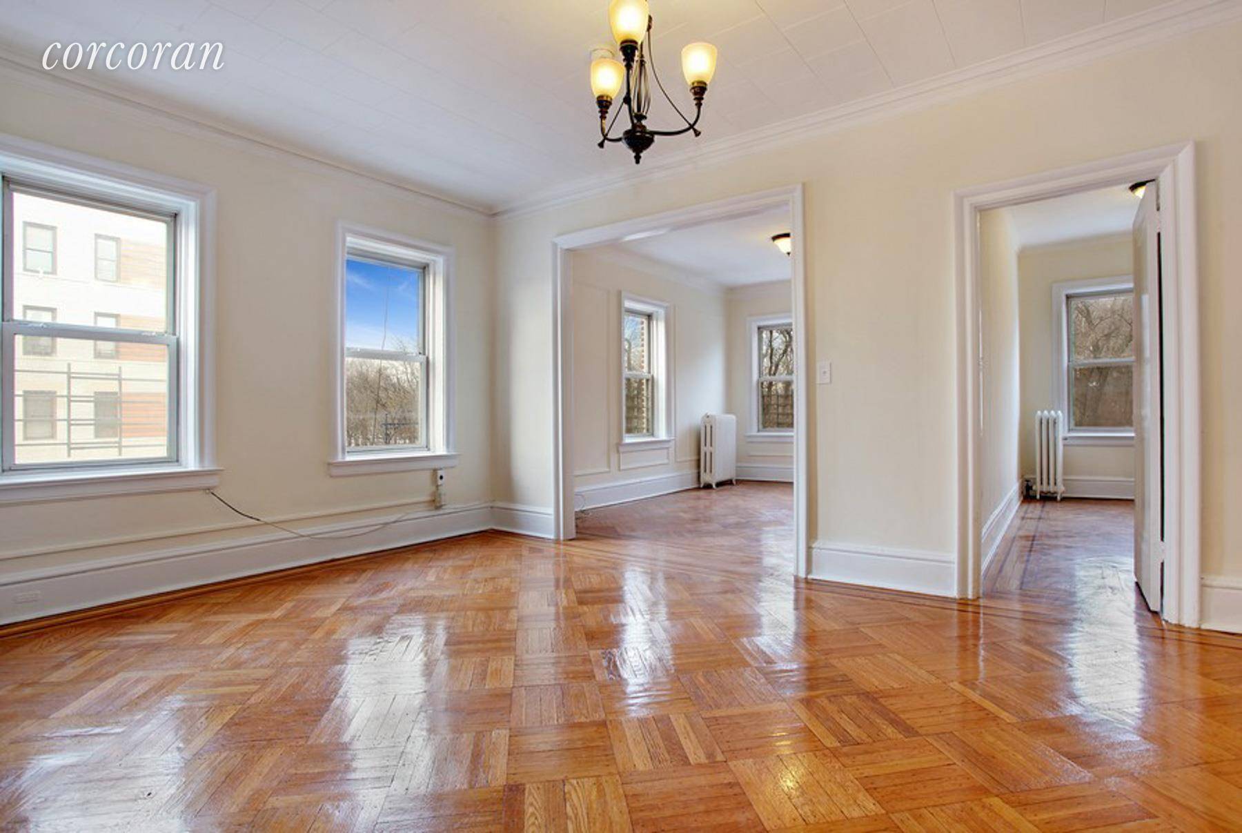 Live on the park ! Spacious and bright with over 1000 SF, this top floor apartment features 3 bedrooms, renovated kitchen and bath and has terrific views of Prospect Park ...