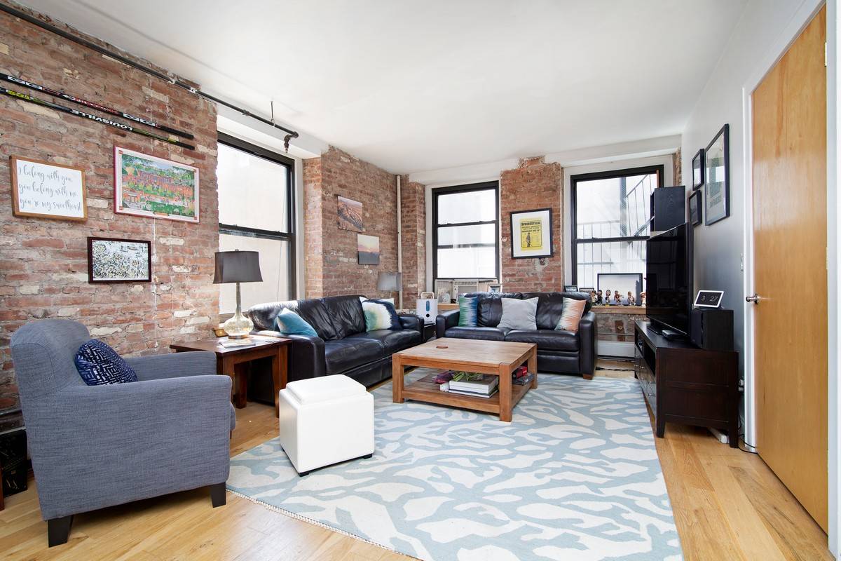 This huge 2bed loft space is located in a prime Noho location on Bowery between Great Jones and Bond Street.
