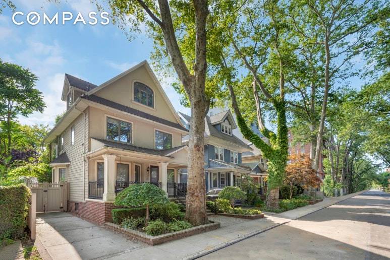 This impeccably designed, modern Ditmas Park Victorian is truly one of a kind and offers refined luxury living in the heart of Ditmas Park.