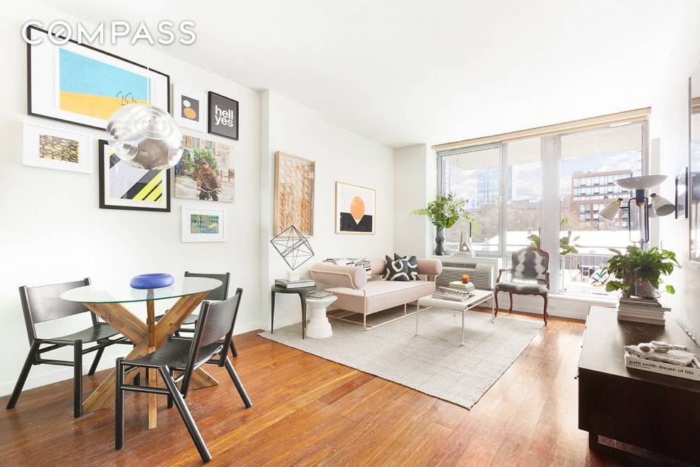 Located in the heart of West Chelsea moments from the High Line and Hudson River Parks, this bright, one bedroom, one bathroom south facing apartment with a balcony features floor ...