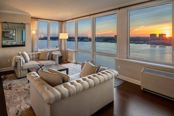 An immaculate floor through condo boasting designer finishes and stunning Hudson River views, this 3 bedroom, 3.
