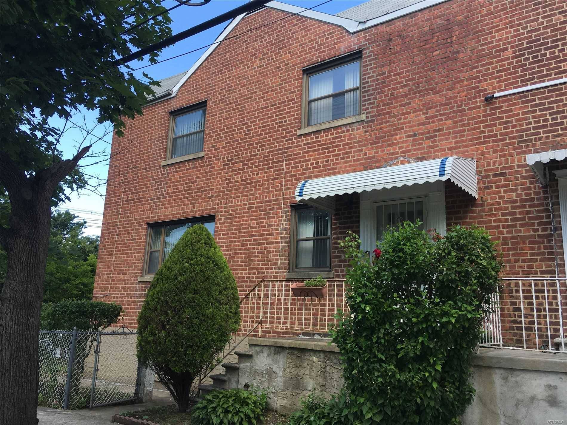 Semi attached single family Brick house located in the Throgs Neck section of the Bronx.