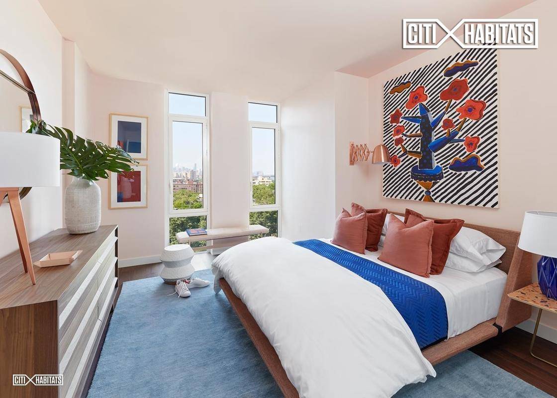 Net effective rent advertised 1 Month Free This Sun Drenched South facing One Bedroom residence has endless views over Brooklyn, an island kitchen for entertaining amp ; great closet space.