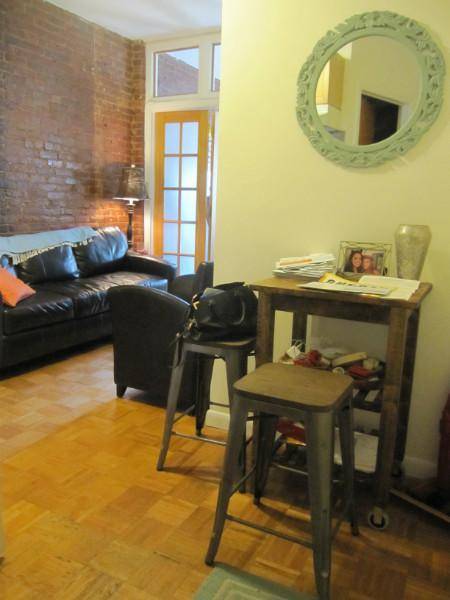 Charming 2 bedroom available September 1.