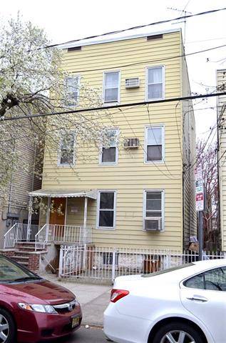 Journal Square 2B 1B for rent only $1600