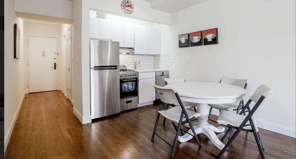 Studio Condo at The Chesterfield with New Kitchen !