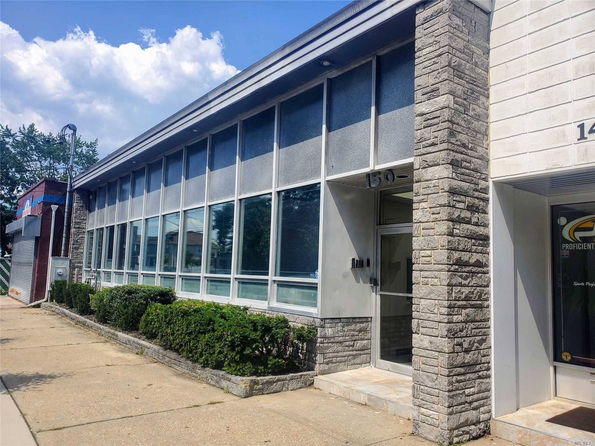Incredible 9200 Sqft Office Warehouse space strategically located right off Sunrise Hwy in Lynbrook.