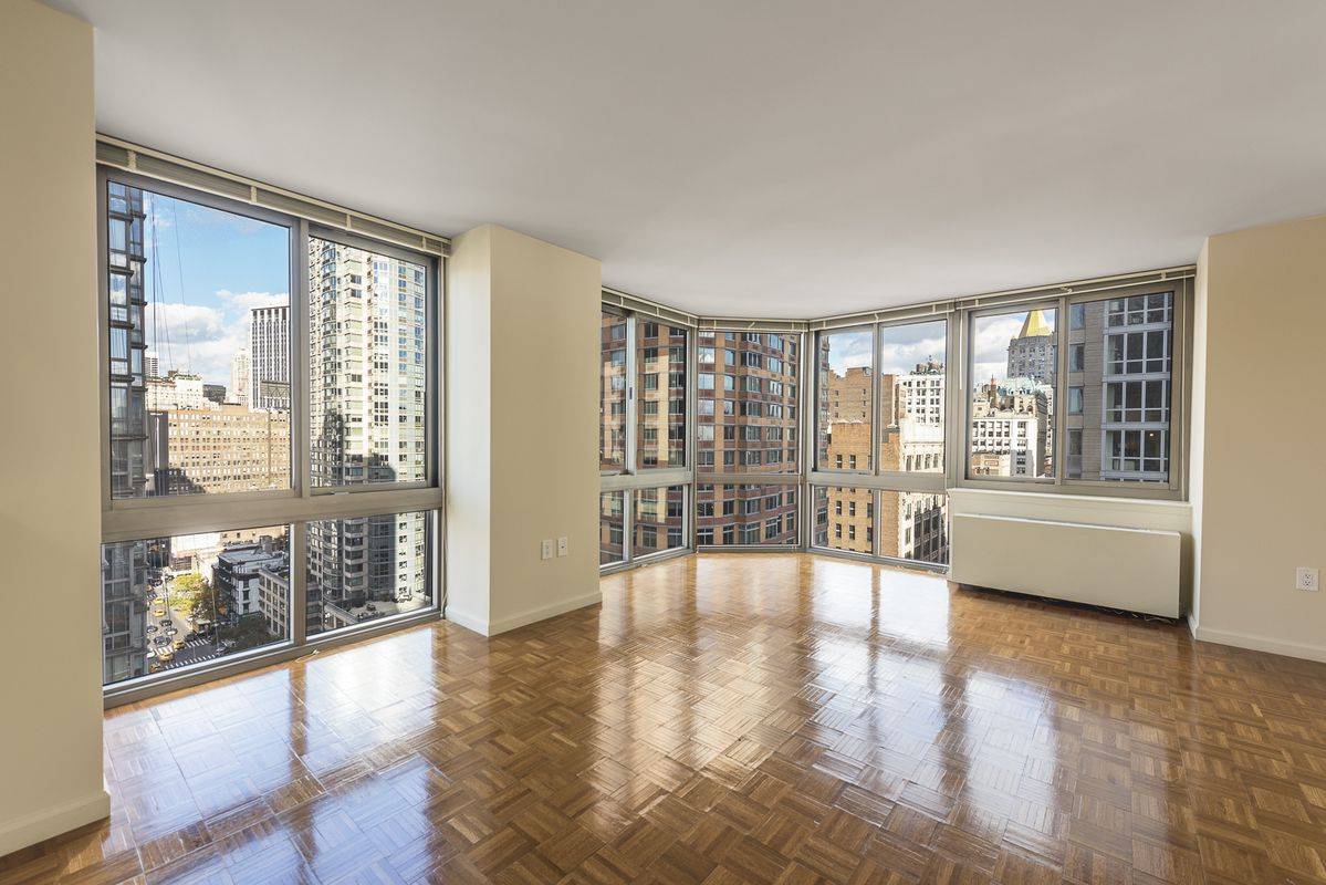 Great Sized Studio Rental With Floor To Ceiling Windows In Chelsea!