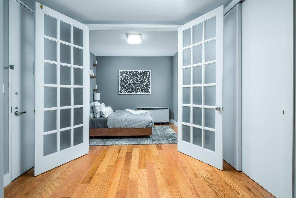 Elegant North Facing Two Bedroom Loft Style Rental Apartment In Tribeca!