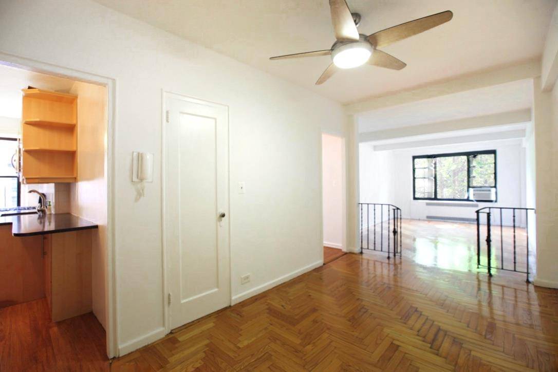 Large Two Bedroom With Beautifully Renovated Kitchen amp ; Park like ViewsLovely and serene 2BR in Park Terrace Gardens offering all the amenities of one of Inwood s most sought ...