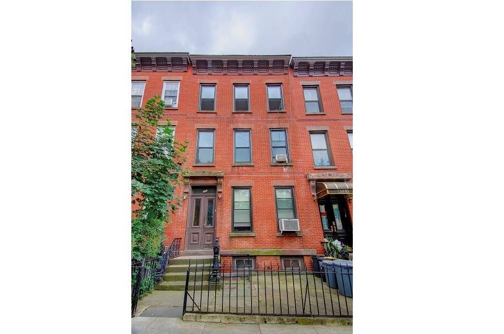 Rarely available this 3 family townhouse has been owned by the same family for 3 generations and is an estate sale in the highly sought after neighborhood of Park Slope ...