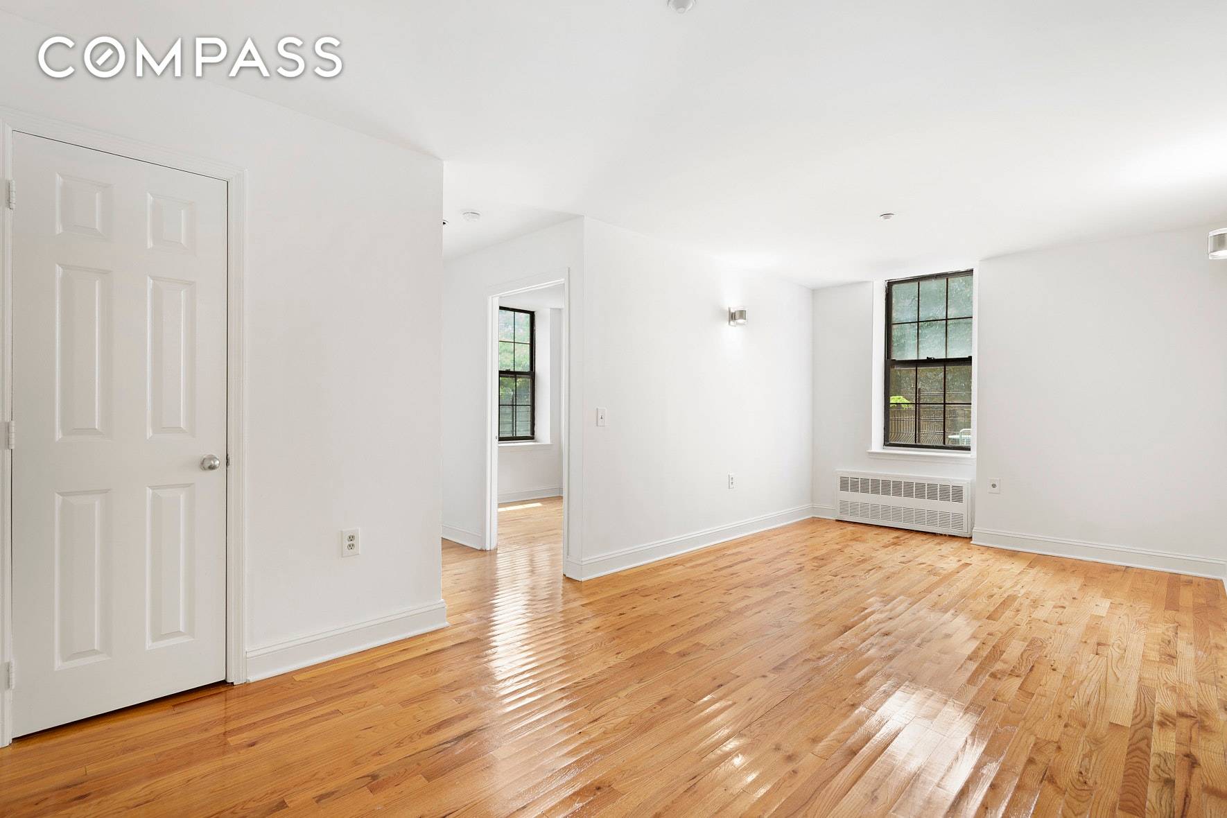 Beautifully renovated 1 BR 1 BA apartment in Fort Greene.