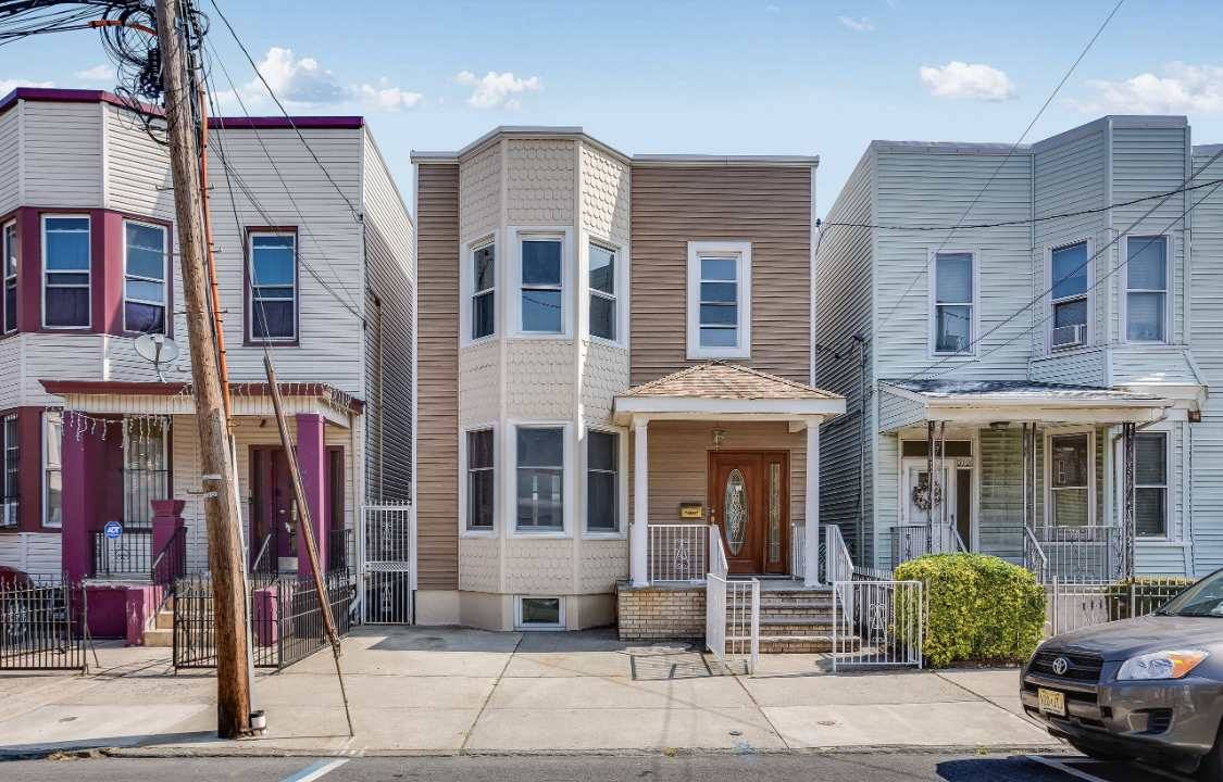312 25TH ST Multi-Family New Jersey