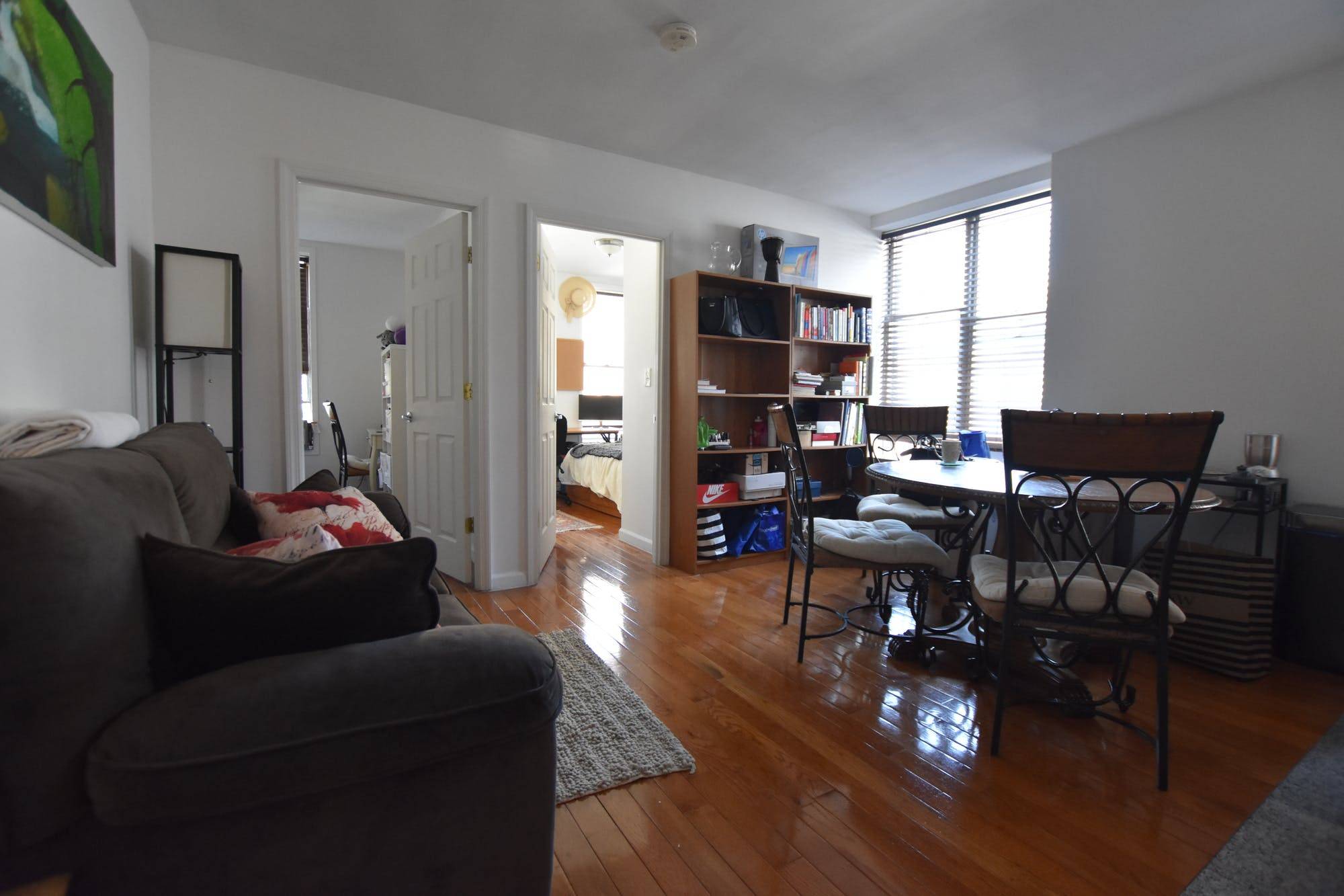 Come view this renovated 2 bedroom apartment located in Carnegie Hill Apartment features Beautiful hardwood flooring Stainless steel appliances Ample living room Queen size bedrooms with closets and windows Marble ...